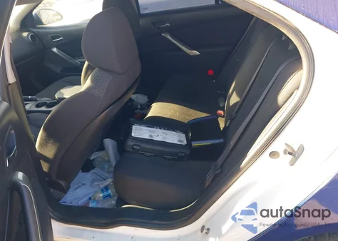 2010 Pontiac G6 from USA, damaged, VIN 1G2ZA5E03A4152833